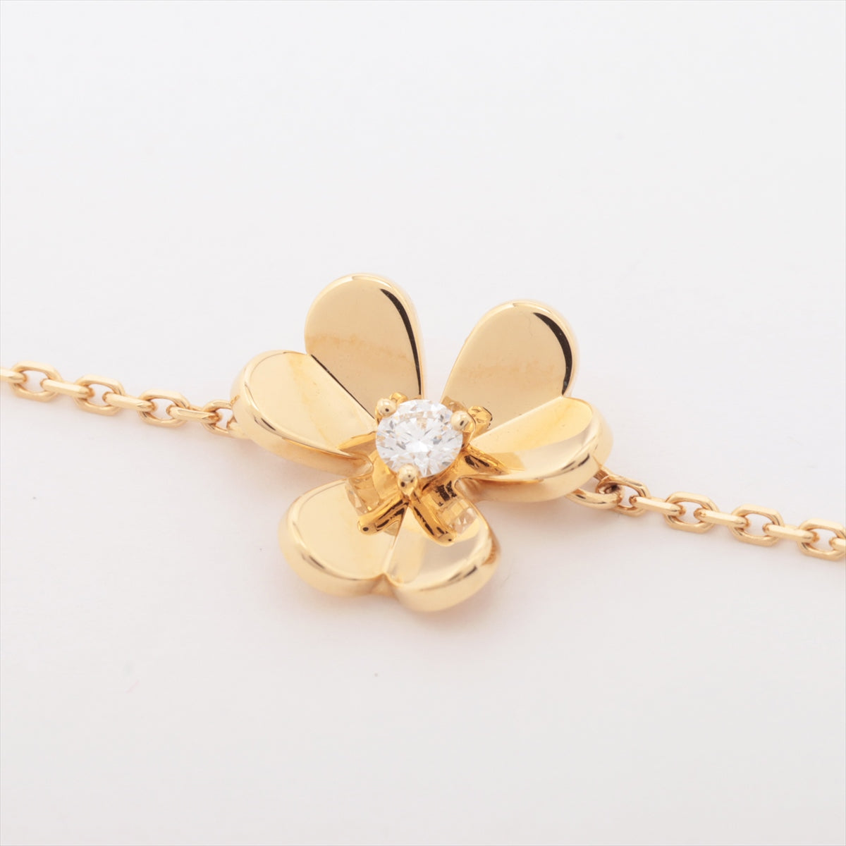 Van Cleef Arpels Frivole Mini Diamond Bracelet March 2024