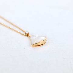 Bvlgari Diva Dream Necklace MOP Rose Gold Bvlgari Diva Dream Necklace MOP Rose Gold
