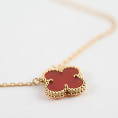 Van Cleef & Arpels 18k Yellow Gold Carnelian Necklace Van Cleef & Arpels 18k Yellow Gold Carnelian Necklace