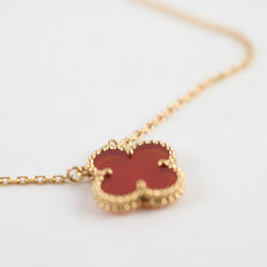 Van Cleef & Arpels 18k Yellow Gold Carnelian Necklace Van Cleef & Arpels 18k Yellow Gold Carnelian Necklace