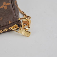 Louis Vuitton Mini Pochette Monogram Louis Vuitton Mini Pochette Monogram