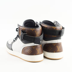 Louis Vuitton Mens High Top Sneaker Size 8.5 Louis Vuitton Mens High Top Sneaker Size 8.5