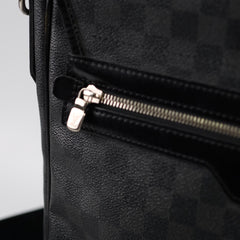 Louis Vuitton Damier Messenger Bag Graphite Louis Vuitton Damier Messenger Bag Graphite