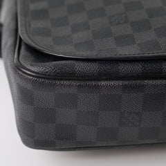 Louis Vuitton Damier Messenger Bag Graphite Louis Vuitton Damier Messenger Bag Graphite