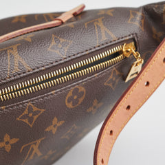 Louis Vuitton Bum Bag MM Monogram Louis Vuitton Bum Bag MM Monogram