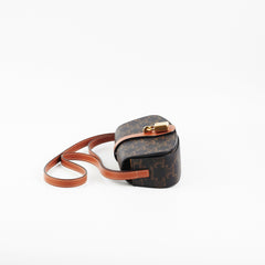 Celine Clutch On Strap Triomphe Calfskin Tan Celine Clutch On Strap Triomphe Calfskin Tan