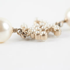 Chanel Long Necklace Pearls (Costume Jewellery) Chanel Long Necklace Pearls (Costume Jewellery)