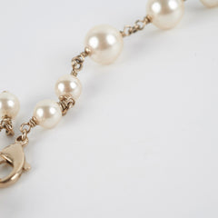 Chanel Long Necklace Pearls (Costume Jewellery) Chanel Long Necklace Pearls (Costume Jewellery)