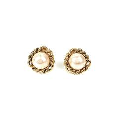 Chanel Vintage Pearl Earring Clasp Chanel Vintage Pearl Earring Clasp