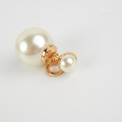 ITEM 3 - Christian Dior Tribales Pearl Earrings Costume Jewellery ITEM 3 - Christian Dior Tribales Pearl Earrings Costume Jewellery