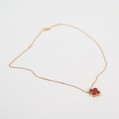 Van Cleef & Arpels 18k Yellow Gold Carnelian Necklace Van Cleef & Arpels 18k Yellow Gold Carnelian Necklace