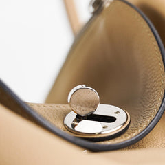 Hermes Lindy 30 Evercolor Trench - Stamp X Hermes Lindy 30 Evercolor Trench - Stamp X