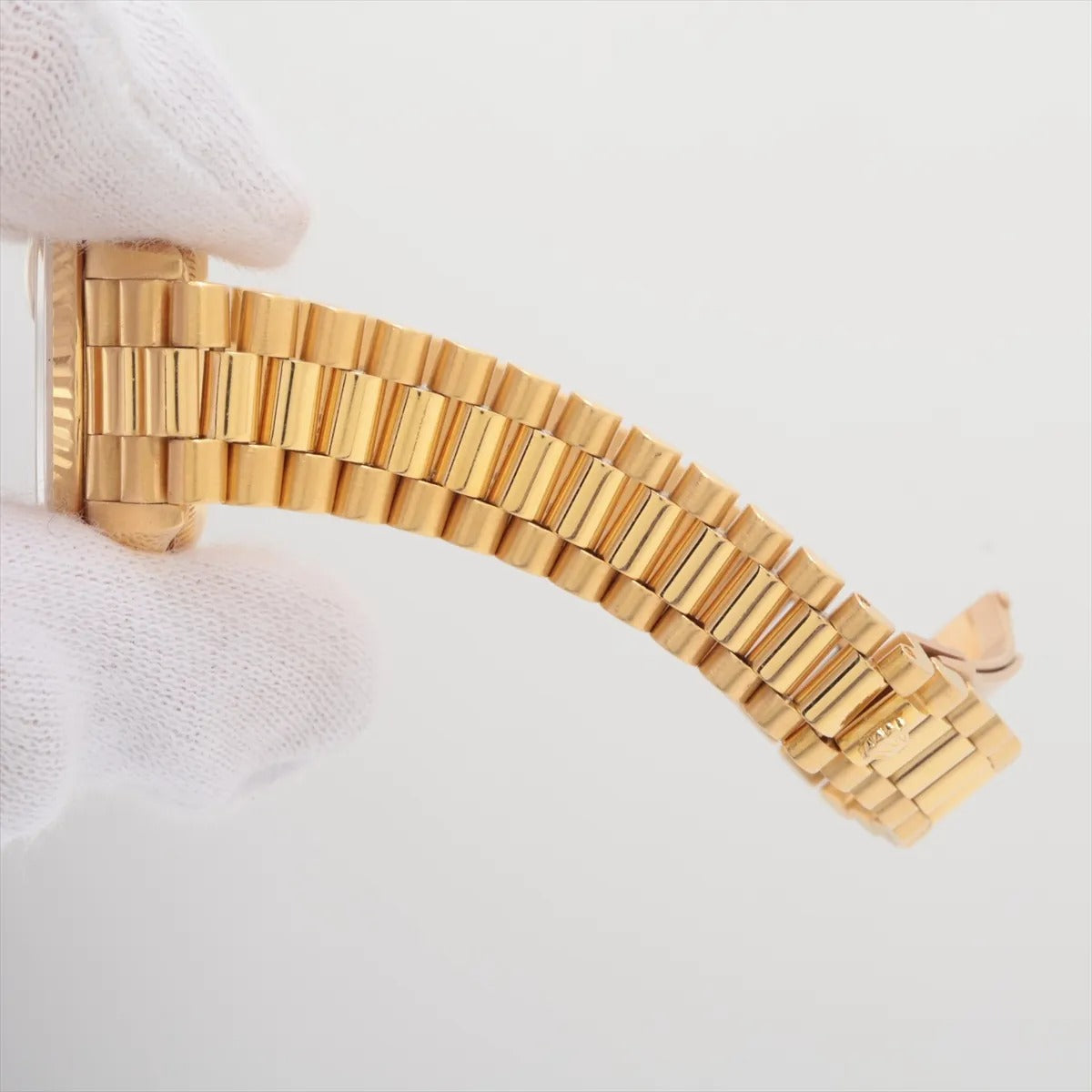 34614 Rolex 26mm Datejust 18k Yellow Gold with Diamonds Watch photo 7