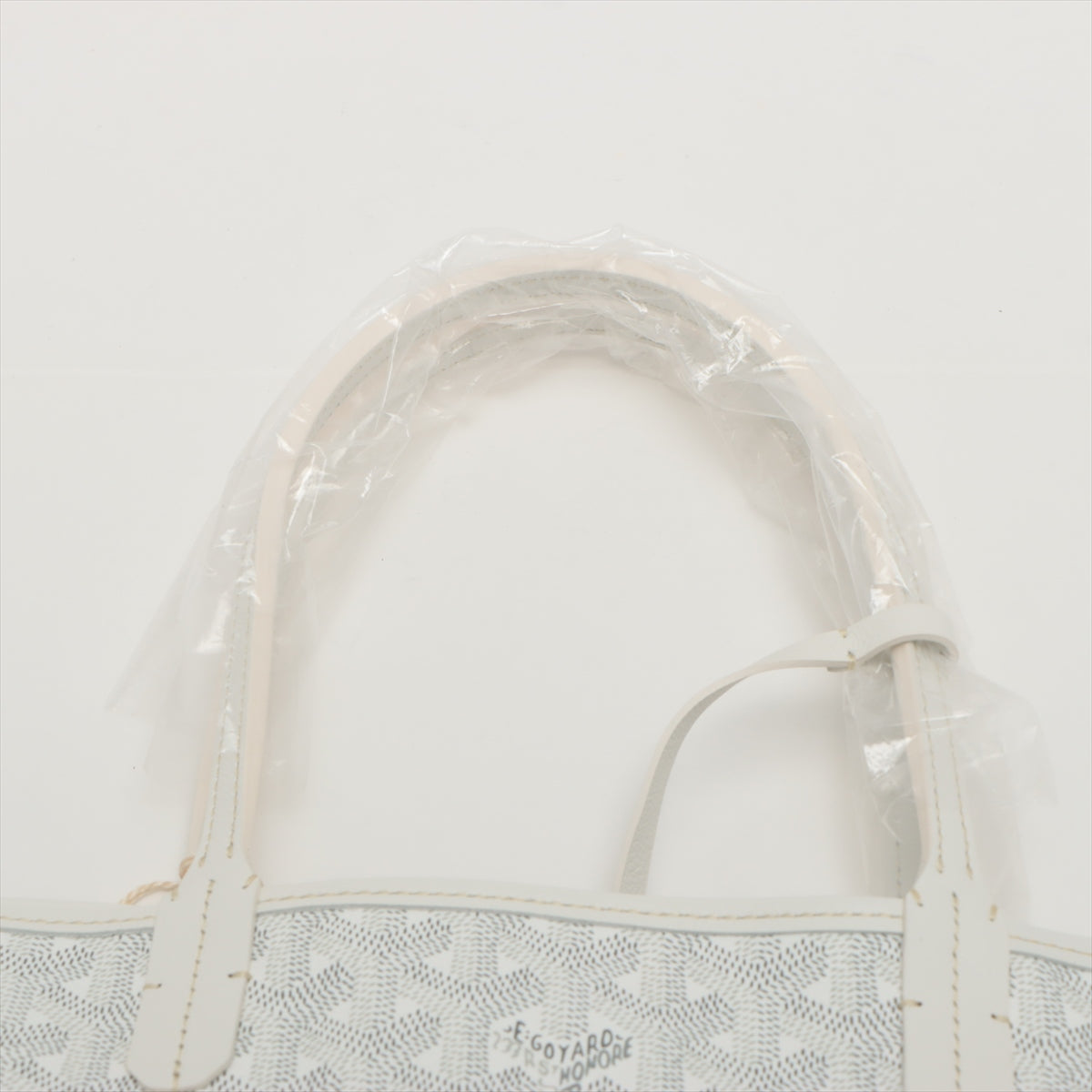 Goyard Goyardine St. Louis PM w/ Pouch - White Totes, Handbags - GOY37078