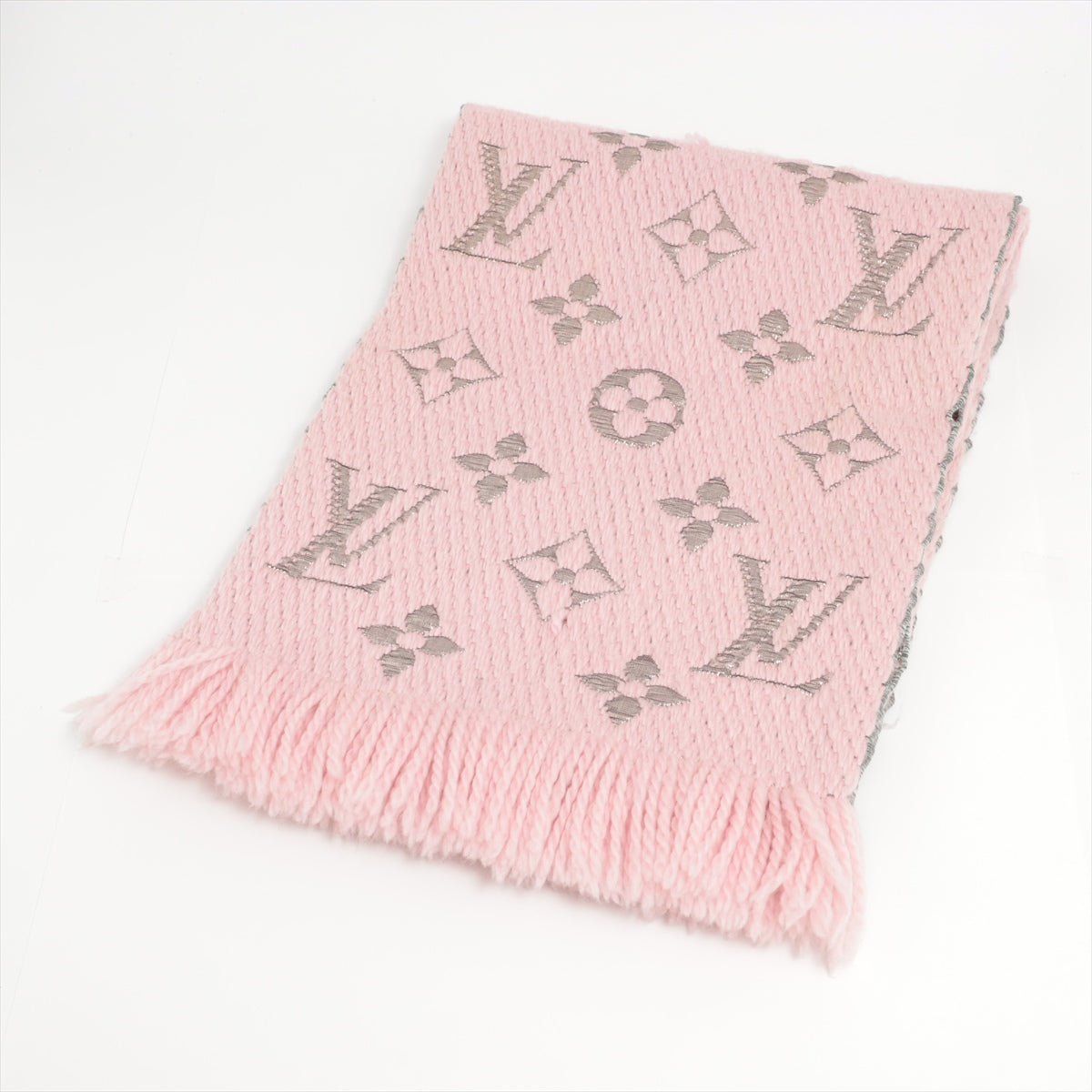 pink scarf louis