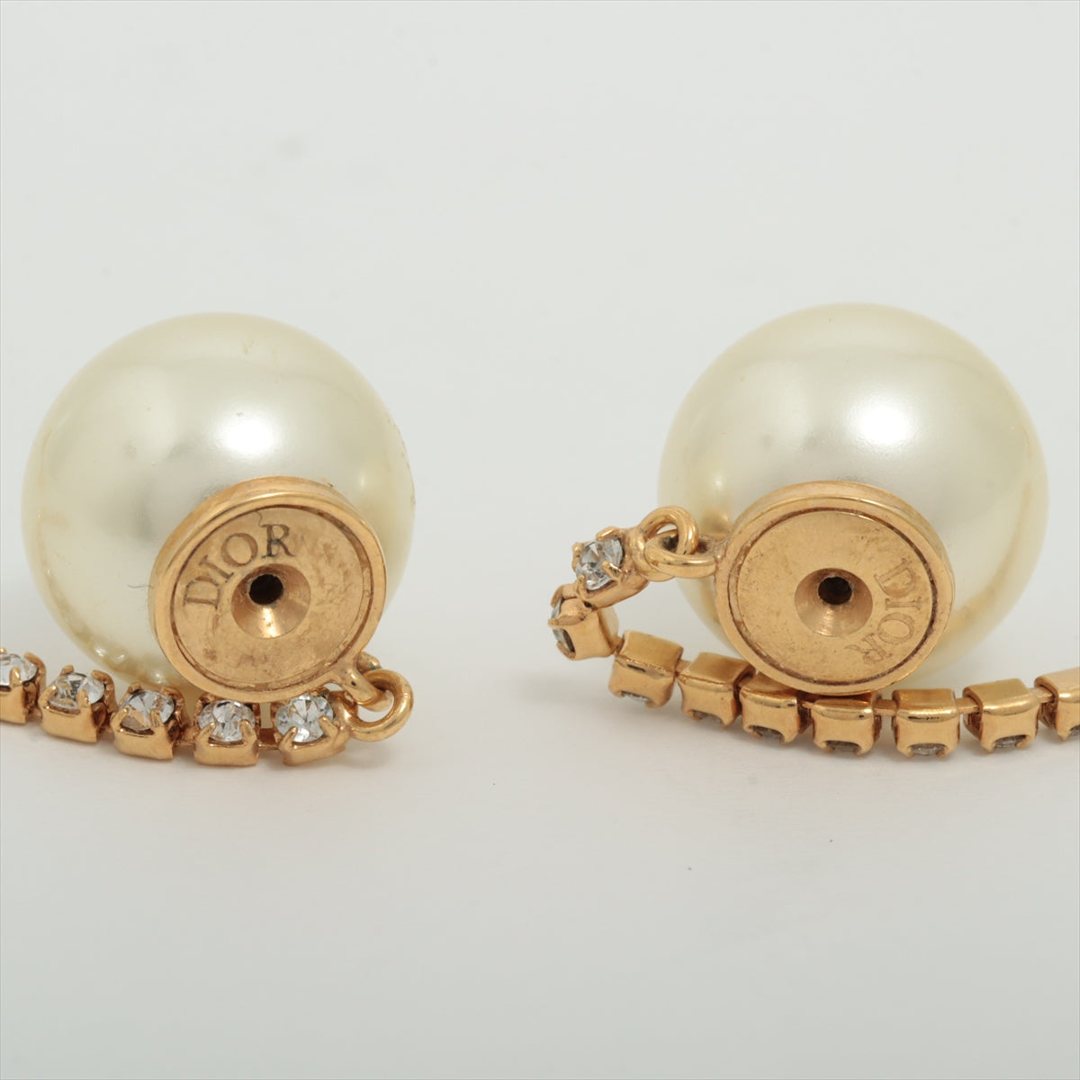Dior Tribale Pearl Drop Earrings (Costume Jewellery) – THE PURSE
