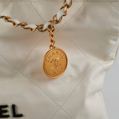 Chanel 22 Medium White