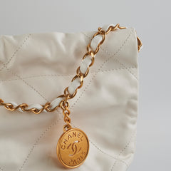 Chanel 22 Medium White