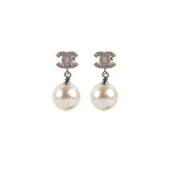 Chanel CC Logo Pearl Drop Earrings