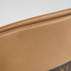 Louis Vuitton Tuileries Hobo Monogram