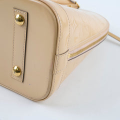 Louis Vuitton Alma Vernis PM Beige