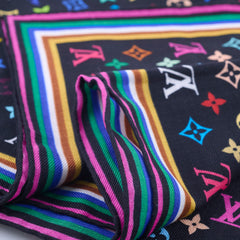 Louis Vuitton TM Multicolor Scarf 140 x 140 cm Wool/Silk