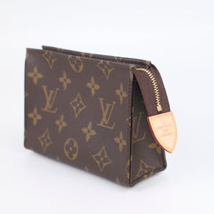 Louis Vuitton Toiletry 15 Monogram