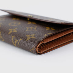 Louis Vuitton Monogram Wallet On Chain