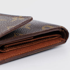 Louis Vuitton Monogram Wallet On Chain