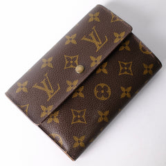 Louis Vuitton Monogram Wallet On Chain