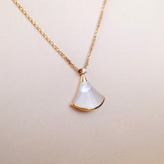 Bvlgari Diva Dream Necklace MOP Rose Gold
