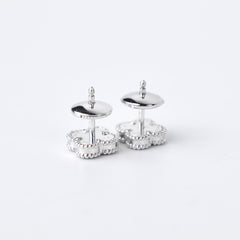 Van Cleef & Arpels Sweet Alhambra white mother of pearl Earstuds 2019