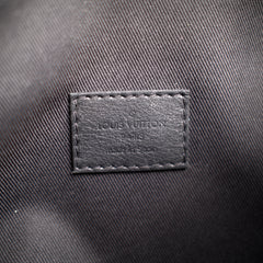 Louis Vuitton Men Bumbag Black