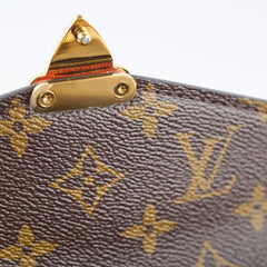 Louis Vuitton Pochette Metis East West Monogram Microchip
