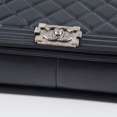 Chanel Boy Large Lambskin Black - Series 19