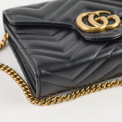 Gucci GG Marmont Matelasse Chevron Leather WOC Black