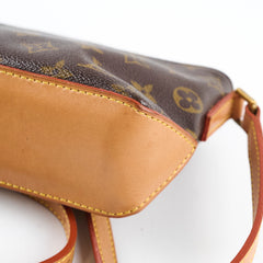 Louis Vuitton Trotteur Monogram Crossbody
