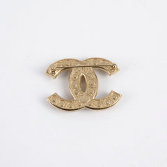 Chanel Pearl Gold Brooch Costume Jewellery