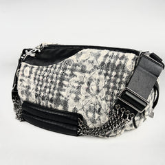 Chanel Vinatge Lace Barrel Shoulder Bag White/Blue