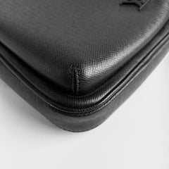 Louis Vuitton Men's Avenue Sling Bag Black