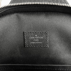 Louis Vuitton Men's Avenue Sling Bag Black