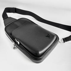 Louis Vuitton Men's Avenue Sling Bag Black