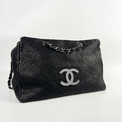Chanel Diamond Stitch Tote Large Black - 12 Series