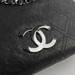 Chanel Diamond Stitch Tote Large Black - 12 Series