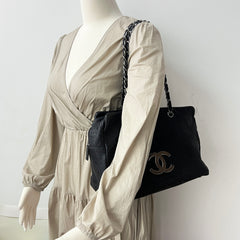 Chanel Diamond Stitch Tote Large Black - 12 Series