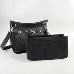 Hermes Jysiere Clemence Noir O Square Stamp 2011