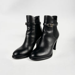 Louis Vuitton Leather Ankle Boots Black Size 39