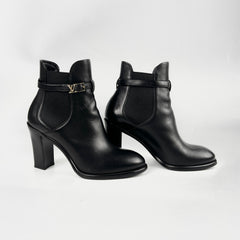Louis Vuitton Leather Ankle Boots Black Size 39