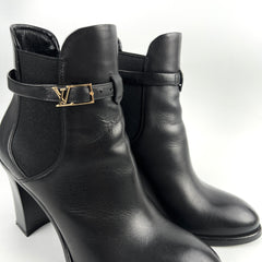 Louis Vuitton Leather Ankle Boots Black Size 39