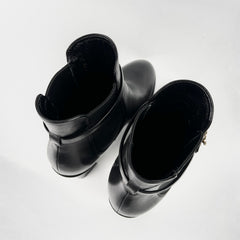 Louis Vuitton Leather Ankle Boots Black Size 39